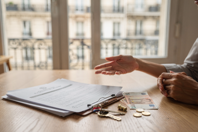 Renting in France: Leases, Deposits, and Tenant Rights